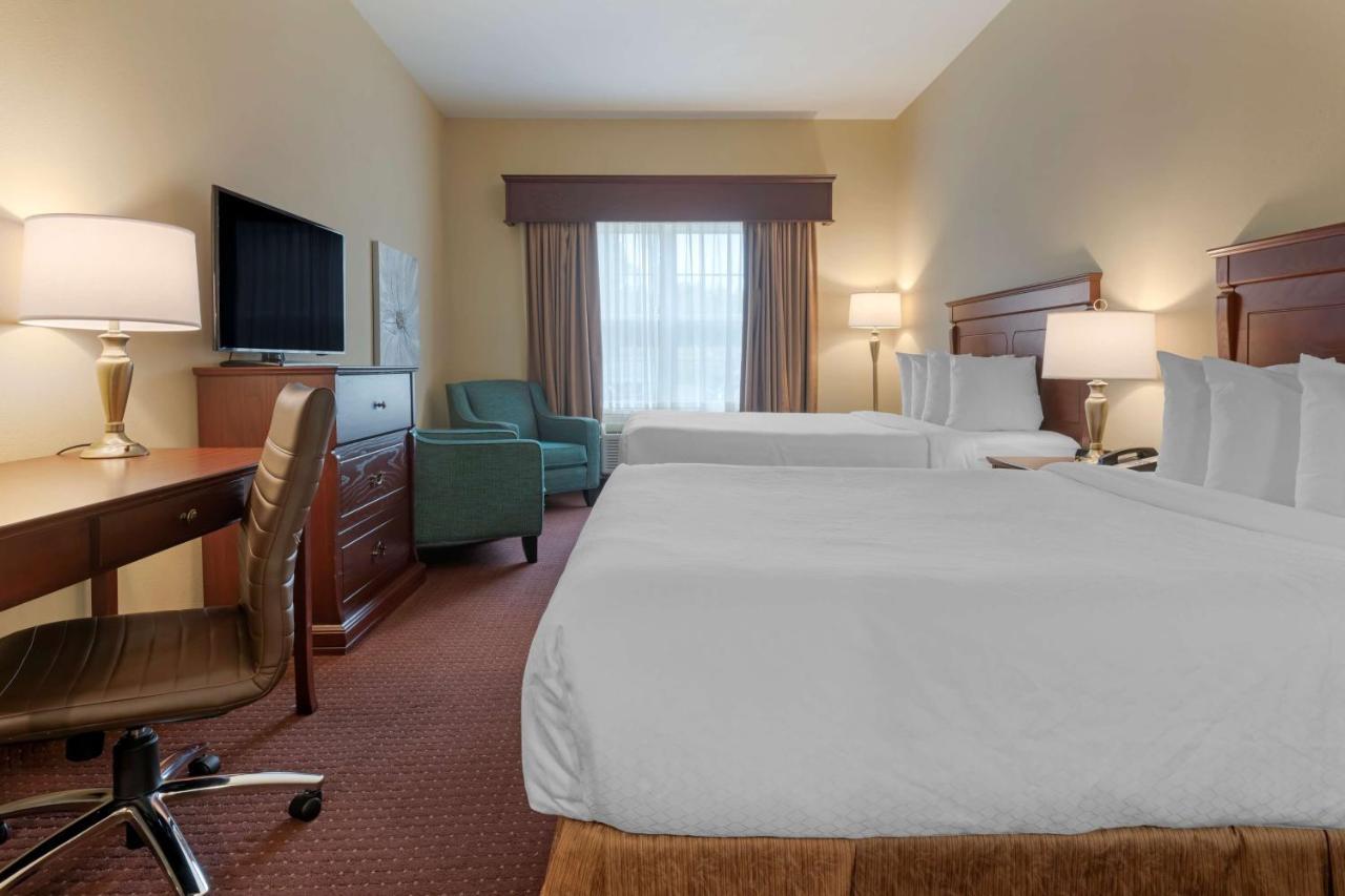 Best Western Plus Fredericton Hotel & Suites Zewnętrze zdjęcie