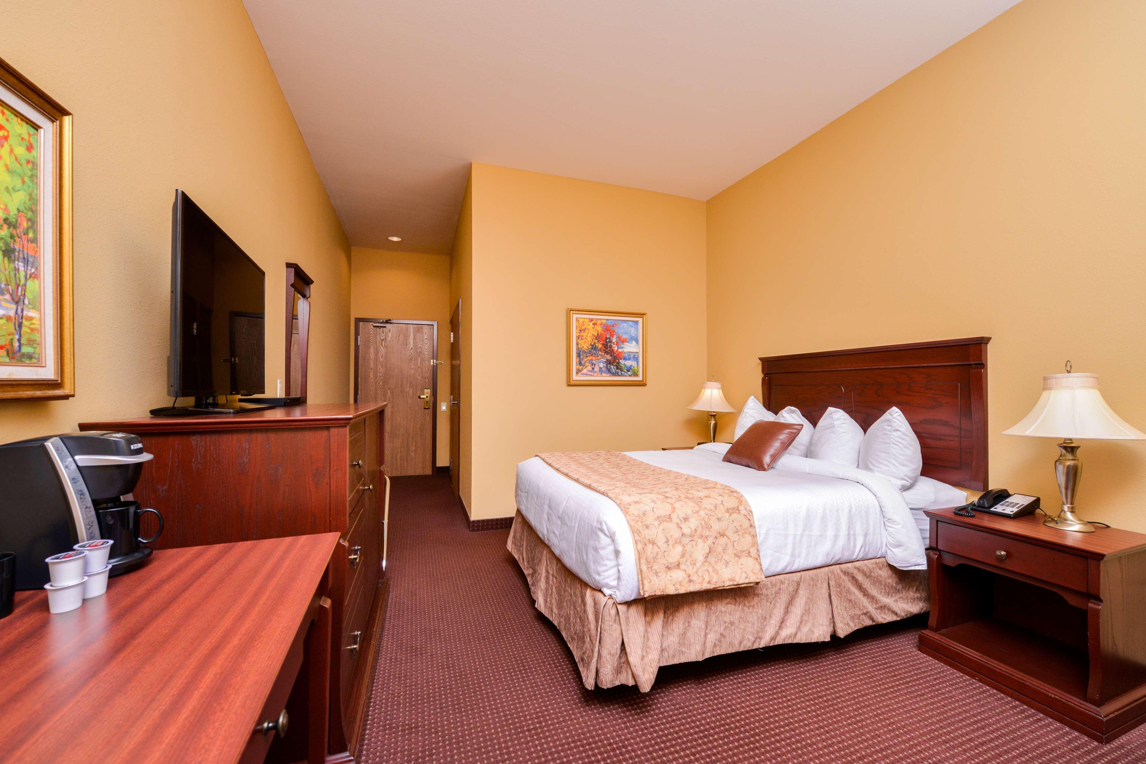 Best Western Plus Fredericton Hotel & Suites Zewnętrze zdjęcie